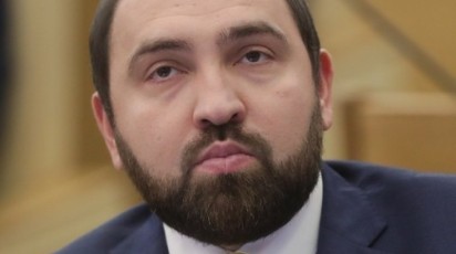 Депутат из Дагестана Хамзаев инициировал запрет продажи алкоголя в майские праздники