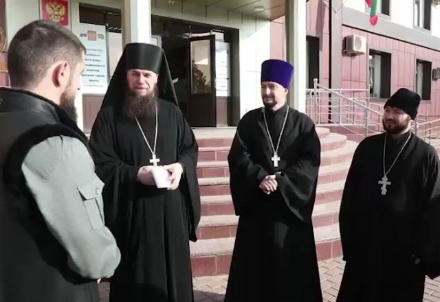 <i>Православные храмы в Чечне получили «Гранты» от Фонда Ахмата-Хаджи Кадырова</i>