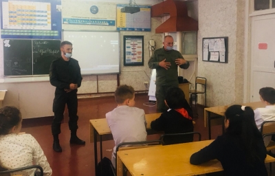 Казаки Ставрополя рассказали школьникам села Татарка о Куликовской битве