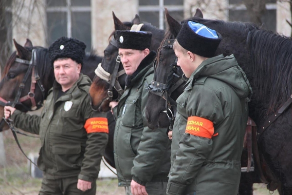 Казачья дружина и конный патруль - на страже порядка в селе Солдато-Александровском