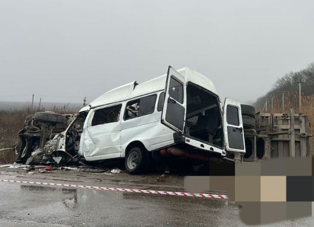 <i>На Ставрополье умерла восьмая пассажирка, пострадавшая в ДТП с маршруткой</i>