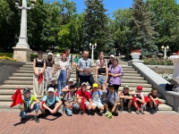 Дети из летних школьных лагерей знакомятся с казачьей историей Cтаврополя