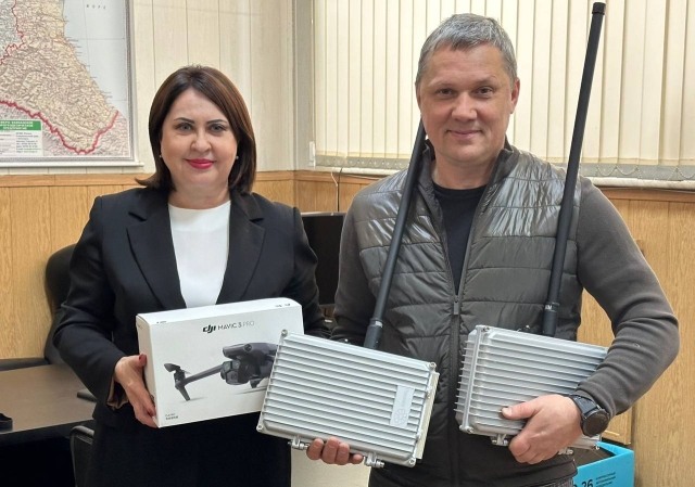 <i>В Пятигорске на деньги от школьной ярмарки купили оборудование для СВО</i>