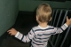 Пропавшего ребёнка сотрудники УВО обнаружили на лестнице многоэтажки