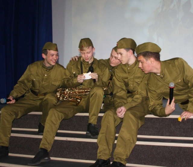 <i>Команда школы №39 Ставрополя победила в патриотическом конкурсе «Великолепная пятерка»</i>