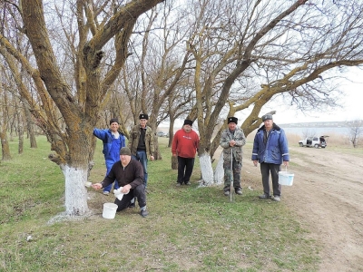 Казаки помогают сохранять чистоту и порядок в селе Новоселицком