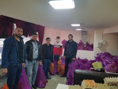 Азербайджанцы Пятигорска продуктами помогают нуждающимся семьям во время коронавируса