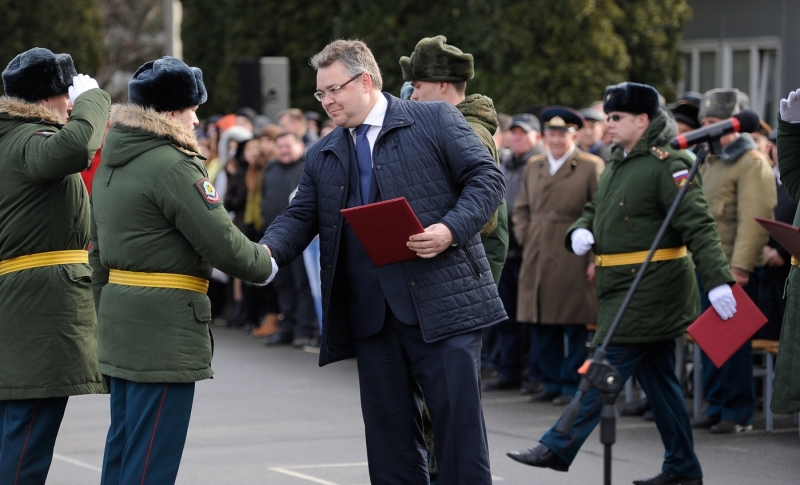 Клятву юнармейцев на Ставрополье 23 февраля дали 70 юношей и девушек
