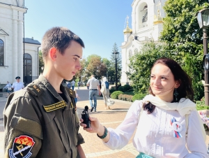Казачья молодежь Ставрополя отметила день флага