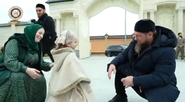 <i>За шесть лет в Чечне воссоединили 2395 семейных пар</i>