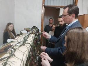 В Кисловодске туристы сплетут стометровую маскировочную сеть для СВО