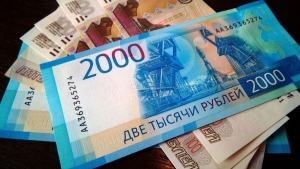 Школьница из Черкесска перевела мошенникам деньги с маминой карты