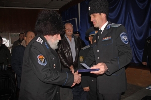 Двух заслуженных казаков Терского войска отметили наградным крестом «За заслуги перед казачеством России» второй степени