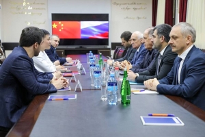 Премьер Дагестана встретился с китайскими инвесторами
