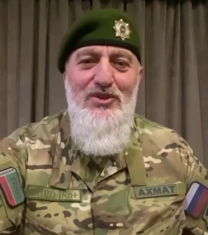 Глава Чечни поздравил Адама Делимханова с 54-летием