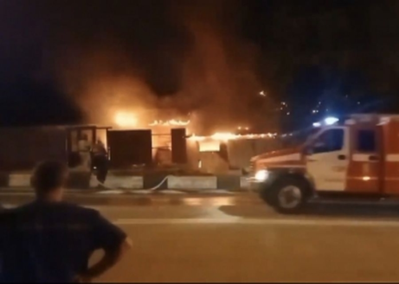 Следователи выясняют причины гибели в Ставрополе на пожаре 39-летней женщины