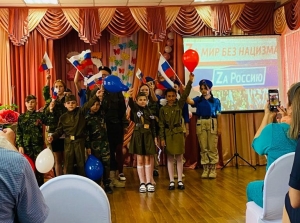 Новопавловские казаки поздравили воспитанников детского дома с Международным днем защиты детей
