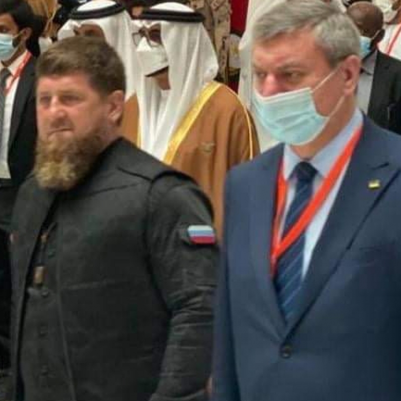 Скандал с фото: Кадыров назвал Уруского нерукопожатным для себя