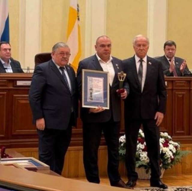 <i>Мэр Невинномысска получил награду в номинации «Гражданский поступок»</i>