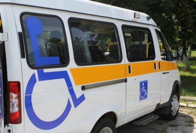 <i>Социальным такси в 2022 году воспользовались 3,5 тысячи жителей Ставрополя</i>