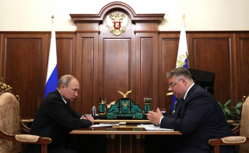 Президент России Владимир Путин обсудил с губернатором Ставрополья инфраструктуру КМВ