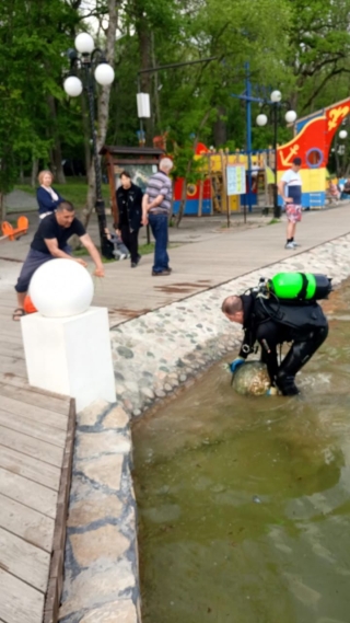 В Железноводске к подготовке Курортного озера к сезону привлекают водолазов
