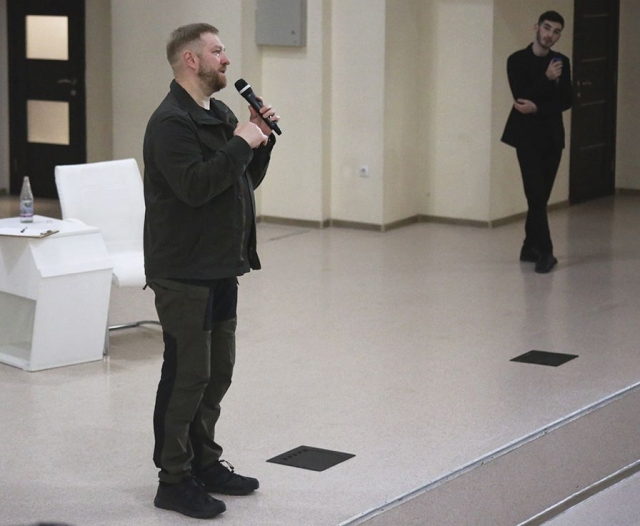 <i>В Ставрополе студентами объяснили реальную угрозу фейков в цифровой среде</i>