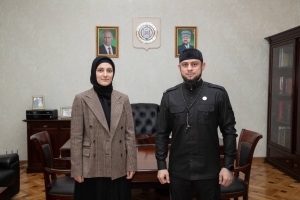 Айшат Кадырову наградили Орденом Дружбы