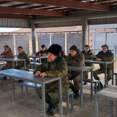 Казачата Михайловска совершенствуют военные навыки