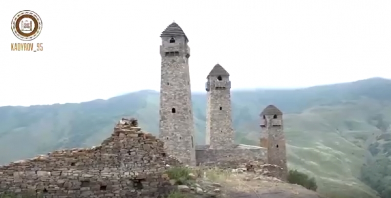 В Чечне отреставрируют средневековые башни