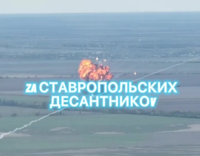 <i>Ставропольские десантники в Херсонской области сбили «сушку» ВВС Украины. Видео</i>