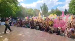В Ставрополе провели фестиваль красок