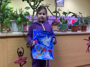 Сотни детей Кисловодска присоединились к акции «Рисуем Победу»
