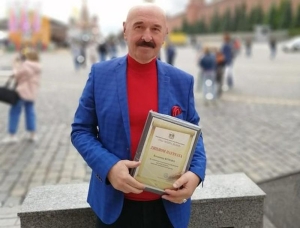Ставропольскому писателю Владимиру Бутенко вручили премию в Москве
