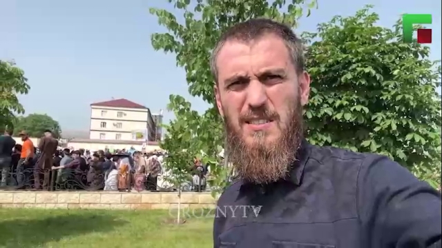<i>Митинг против сожжения Корана собрал в Чечне 60 тысяч человек</i>
