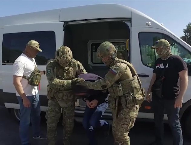 <i>В Нальчике ФСБ задержала 44-летнего украинского шпиона. Видео</i>