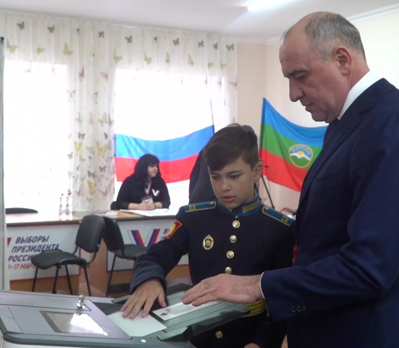 В Карачаево-Черкесии усилили меры безопасности на избирательных участках