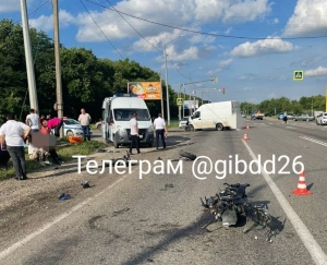 На Ставрополье в ДТП у села Старомарьевка погиб 25-летний мотоциклист
