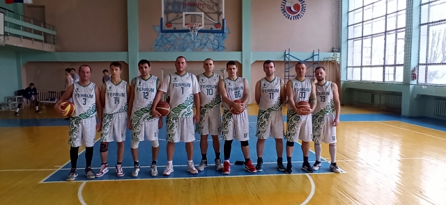 <i>«Железная» баскетбольная команда Железноводска одерживает первую победу</i>