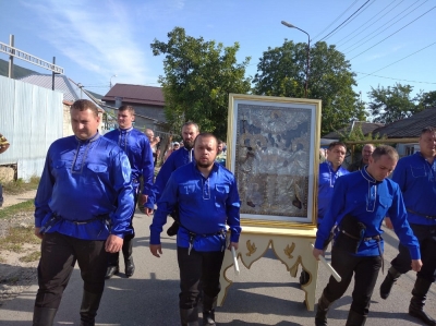 Казаки поселка Горячеводского присоединились к Успенскому крестному ходу