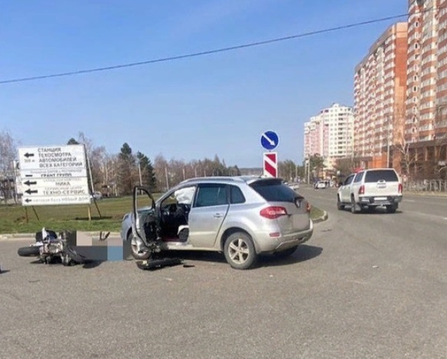 <i>На проспекте Кулакова в аварии погиб 49-летний мотоциклист</i>