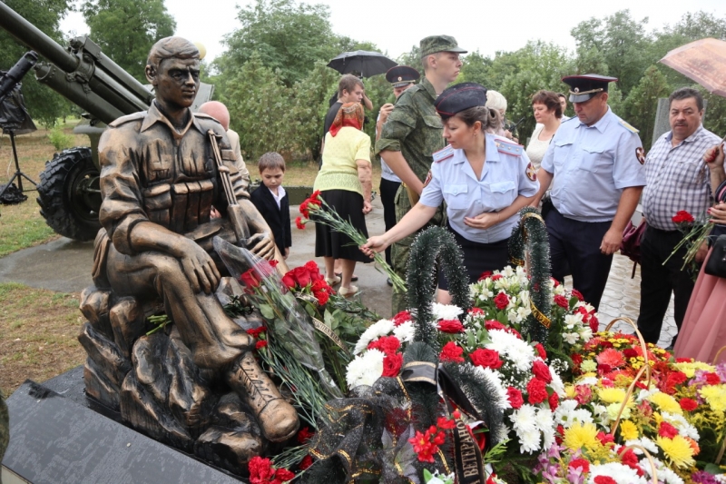 Памятник открыт в Зеленокумске