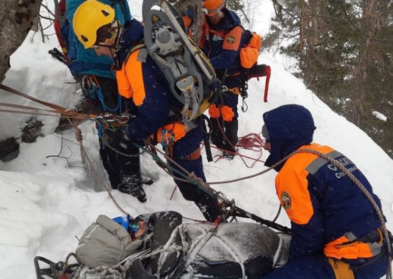 Ставропольские спасатели совершенствуют навыки работы в горах