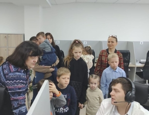 В Ставрополе для детей бойцов СВО организовали экскурсию в Центр «Мои документы»