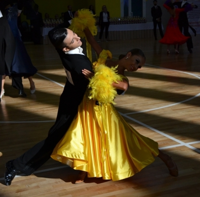 Танцоры будут демонстрировать умения в латиноамериканской и европейской программах 