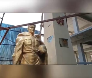В Дагестане с рвением властей к установке памятника Алиеву отметили пренебрежение к памятнику ВОВ