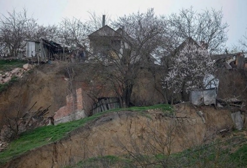 В Чечне на покупку домов жителям оползневых зон направят 93,8 млн рублей
