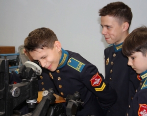 Северо-Кавказский ЦСМ посетили воспитанники Ставропольского президентского кадетского училища