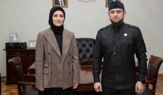 <i>Глава Чечни назначил дочь вице-премьером правительства</i>