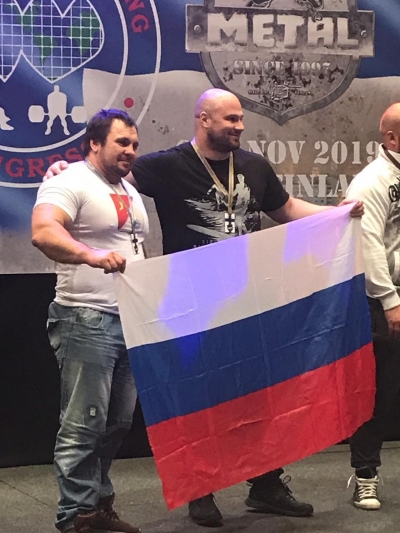 Казак из поселка Рыздвяного завоевал серебряную медаль на чемпионате мира по пауэрлифтингу